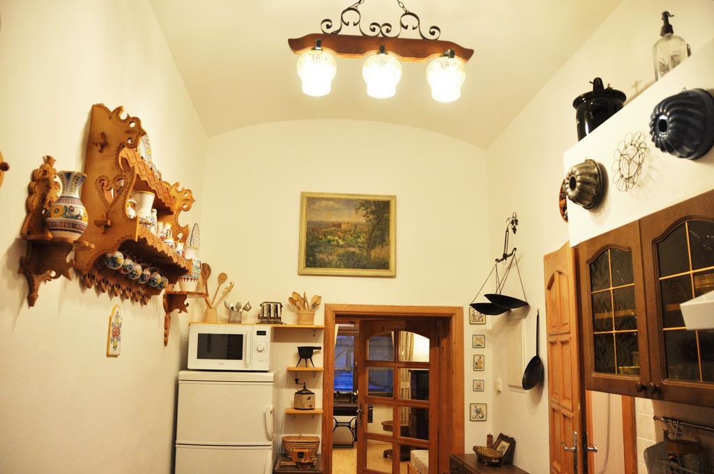 Traditional Slovak Apartment Bratislava Exterior foto
